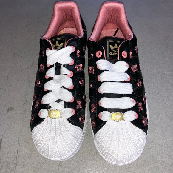 superstar flowers adidas